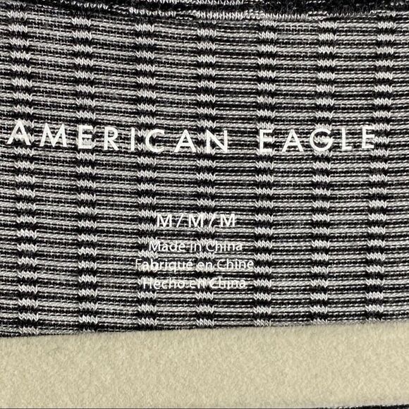American Eagle short sleeve top-medium - Picture 3 of 6